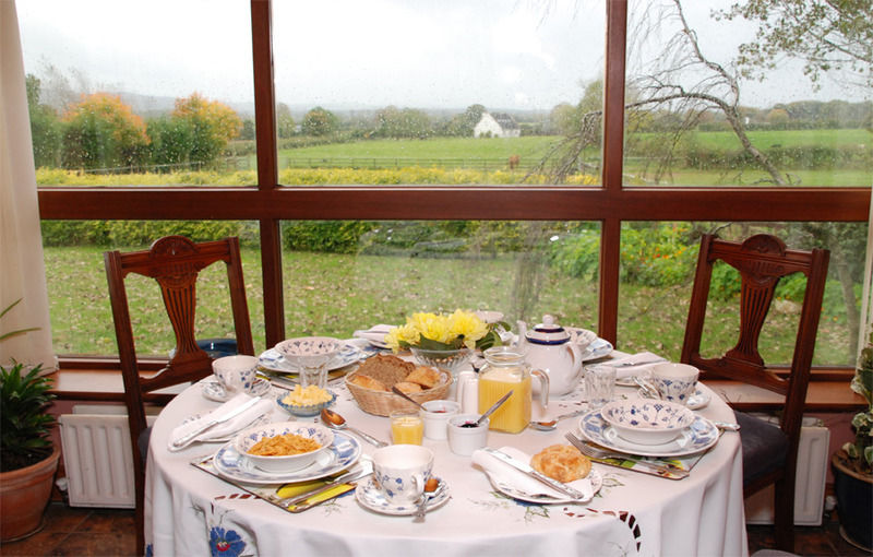 The Bungalow Farmhouse Clomantagh 외부 사진